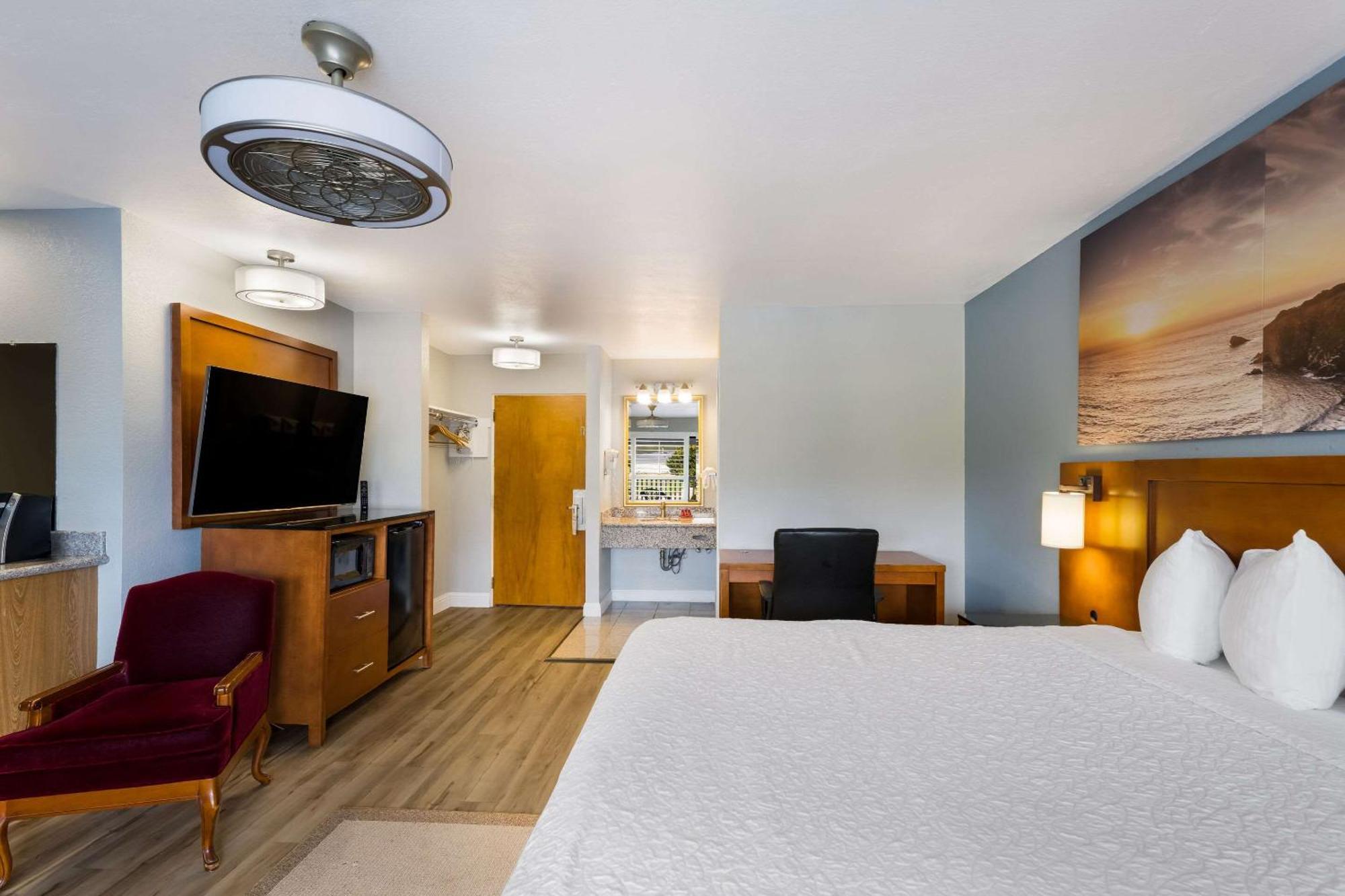 Inn Comfort Near Hearst Castle - Cambria 2*