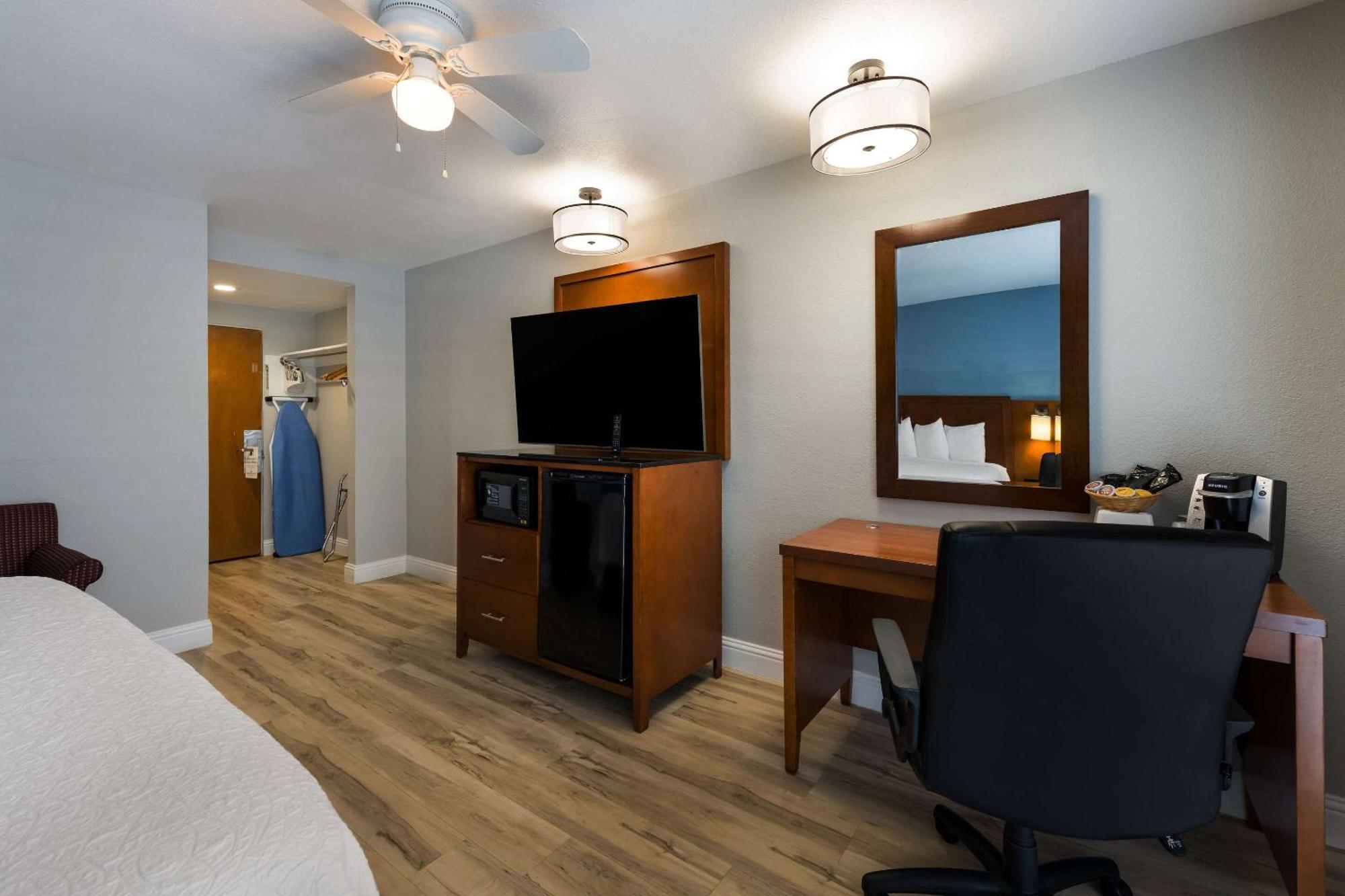 Comfort Near Hearst Castle - Cambria 2*